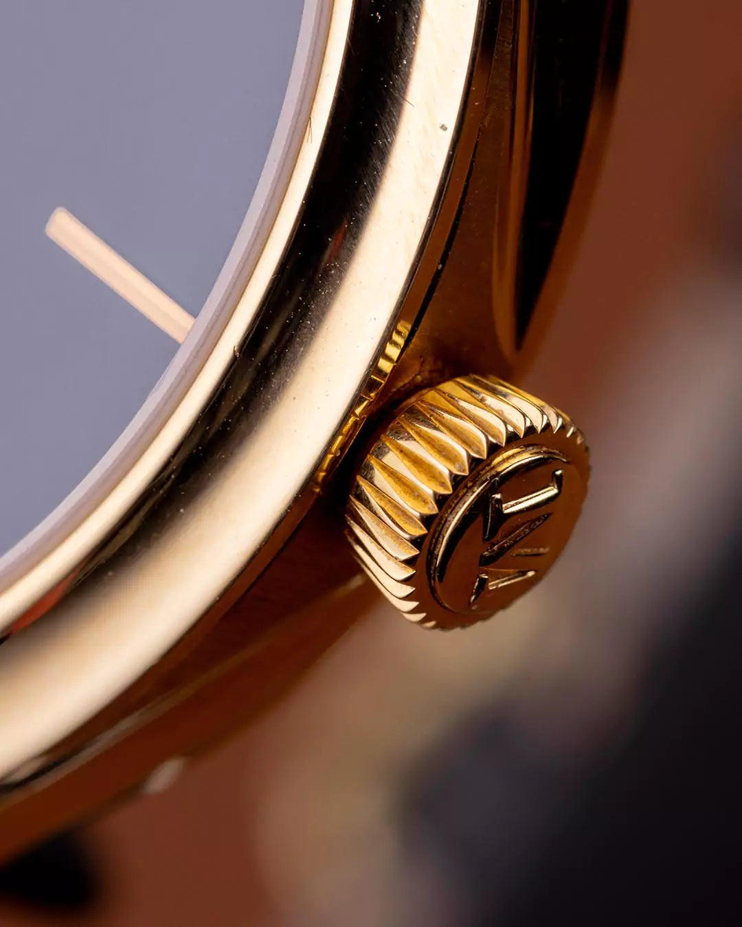 H. Moser & Cie. Endeavour Mayu