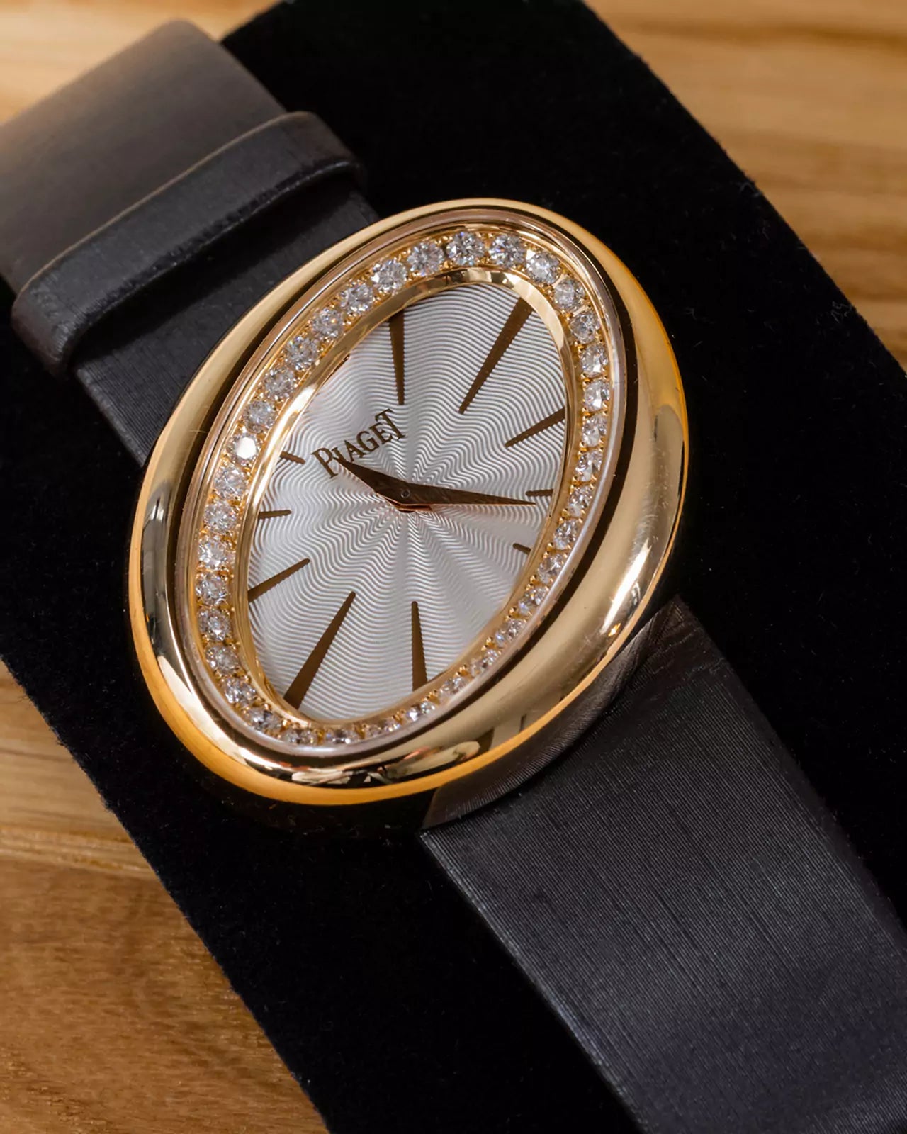 Originalpapiere Limelight Piaget Hour