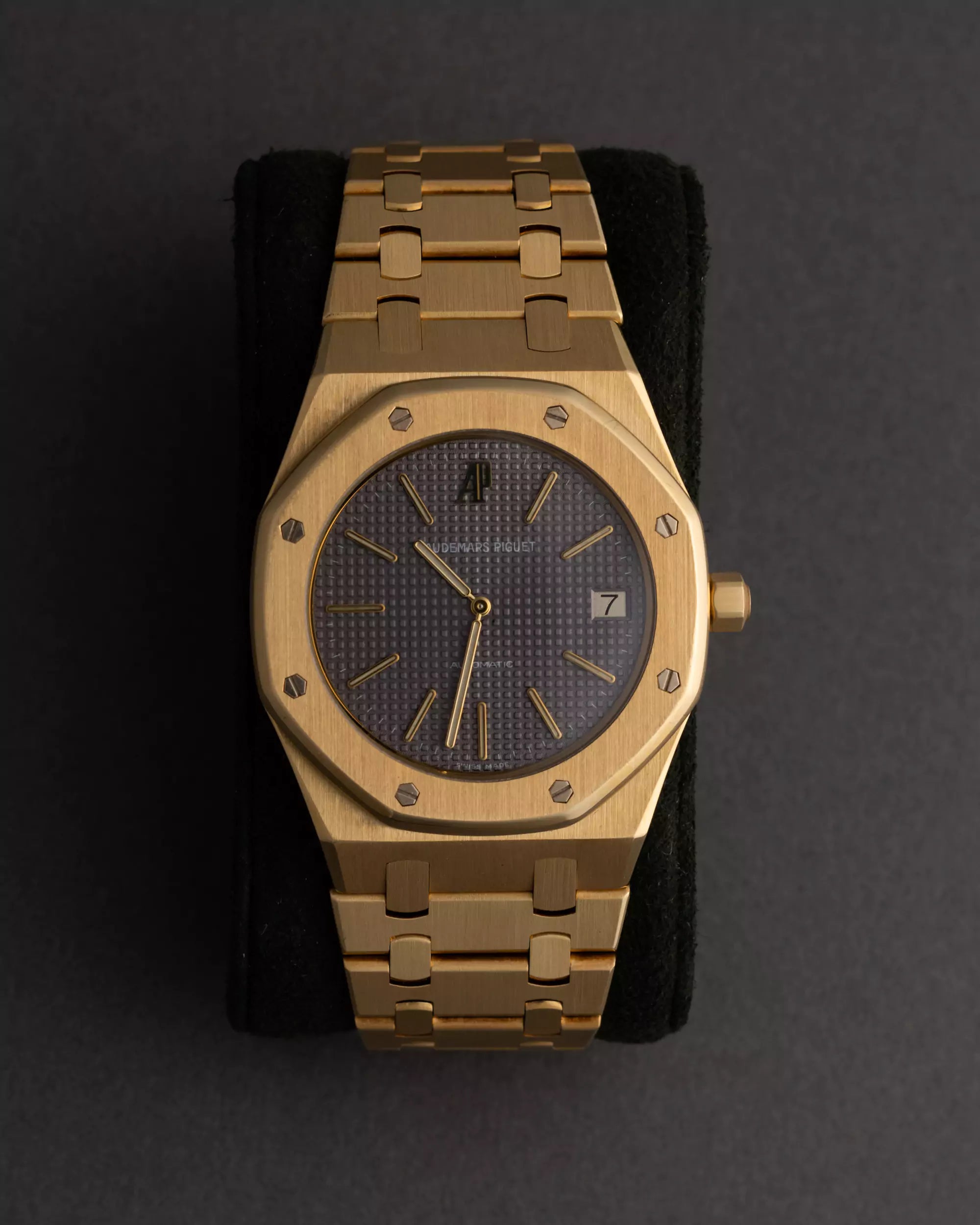 Audemars Piguet Royal Oak "Jumbo" 14802BA.OO.0944BA.01