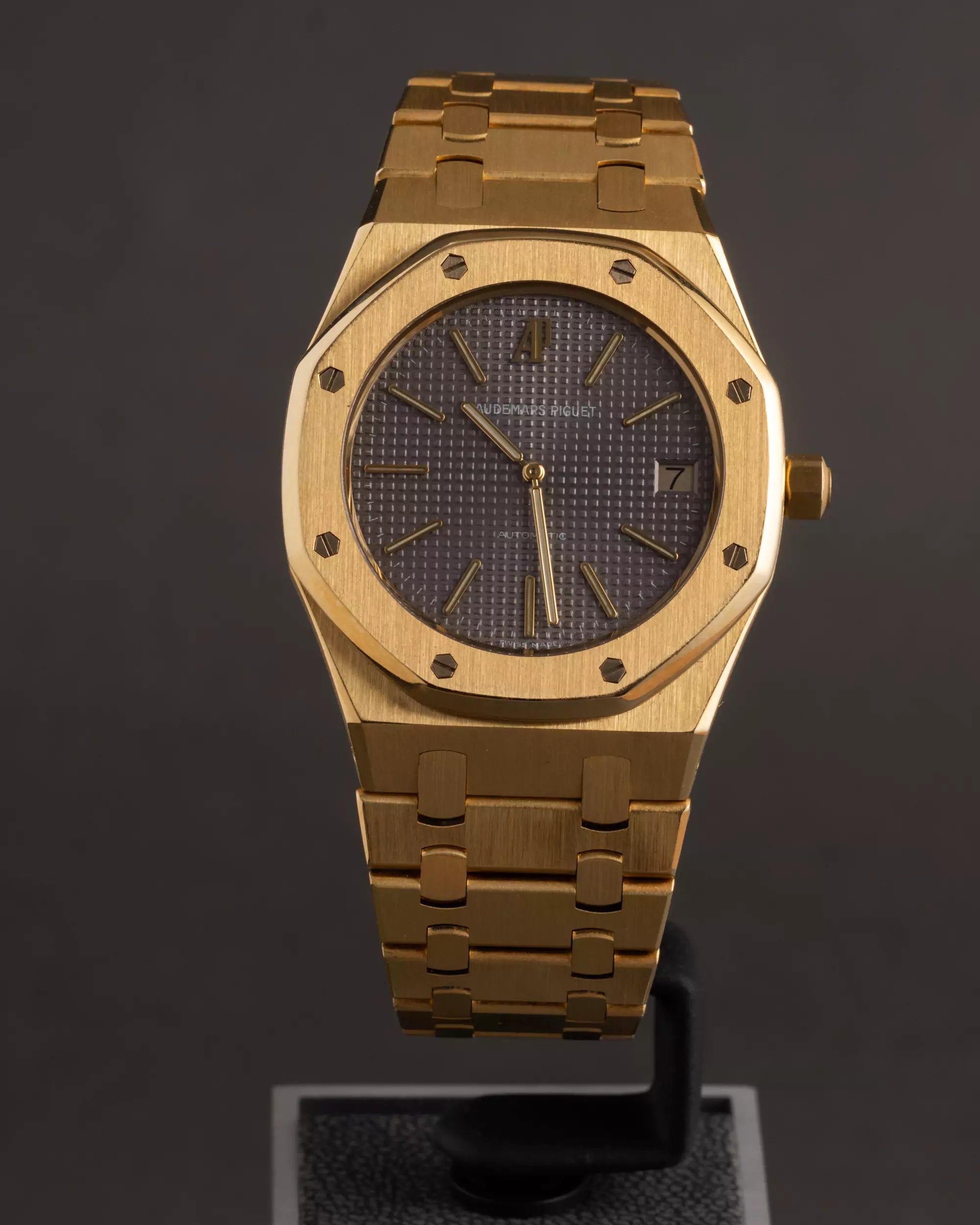 Audemars Piguet Royal Oak "Jumbo" 14802BA.OO.0944BA.01